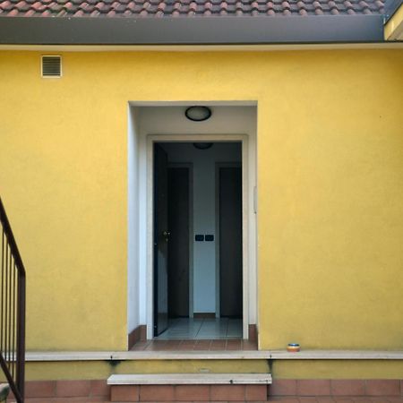 Flats4Rent Tommaso Apartment Verona Ngoại thất bức ảnh