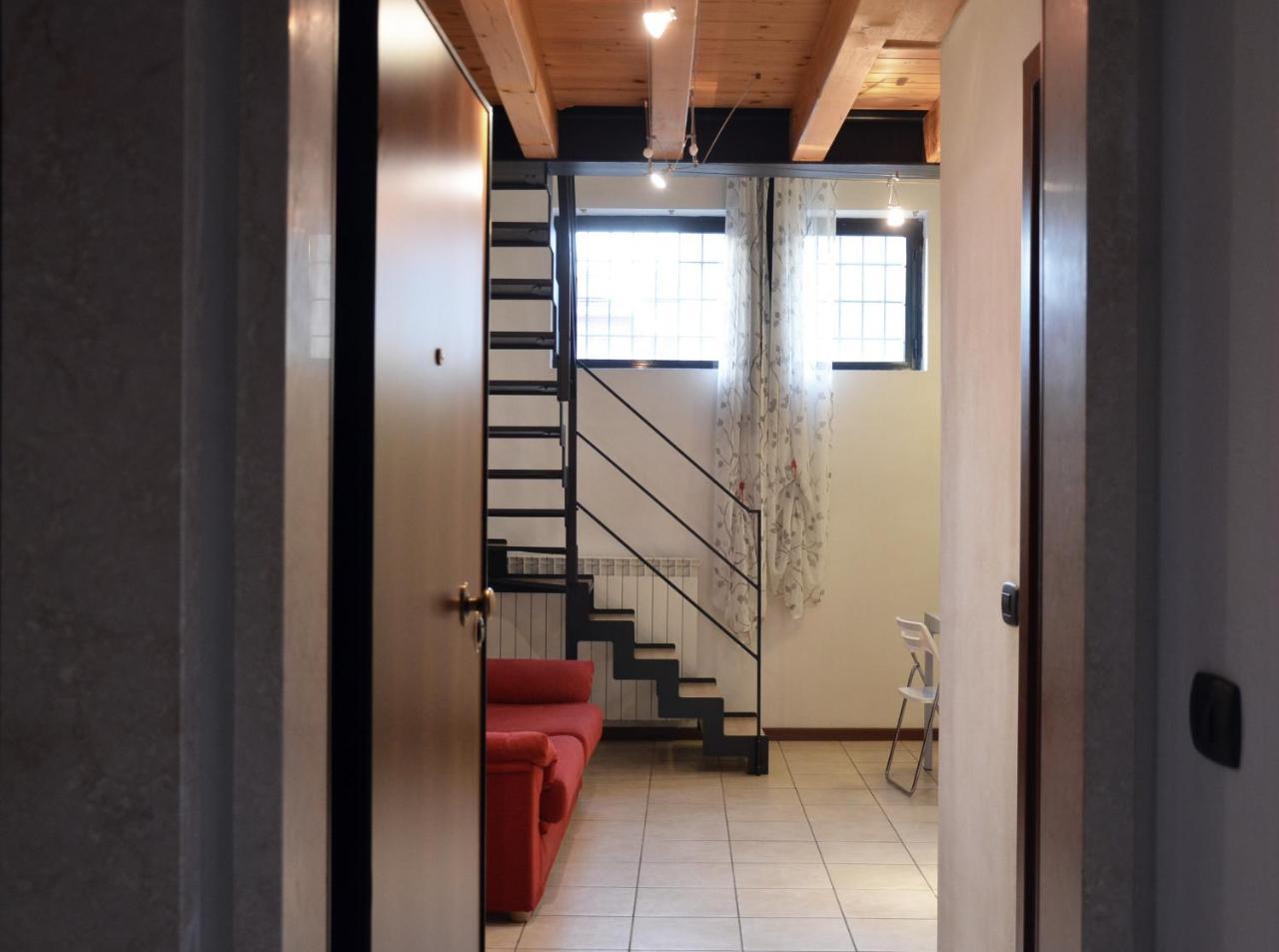 Flats4Rent Tommaso Apartment Verona Ngoại thất bức ảnh