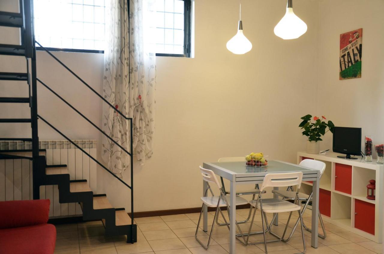 Flats4Rent Tommaso Apartment Verona Ngoại thất bức ảnh